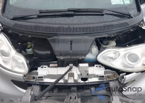 2012 Smart Fortwo Passion z USA, uszkodzony, nr VIN WMEEJ3BA7CK564376